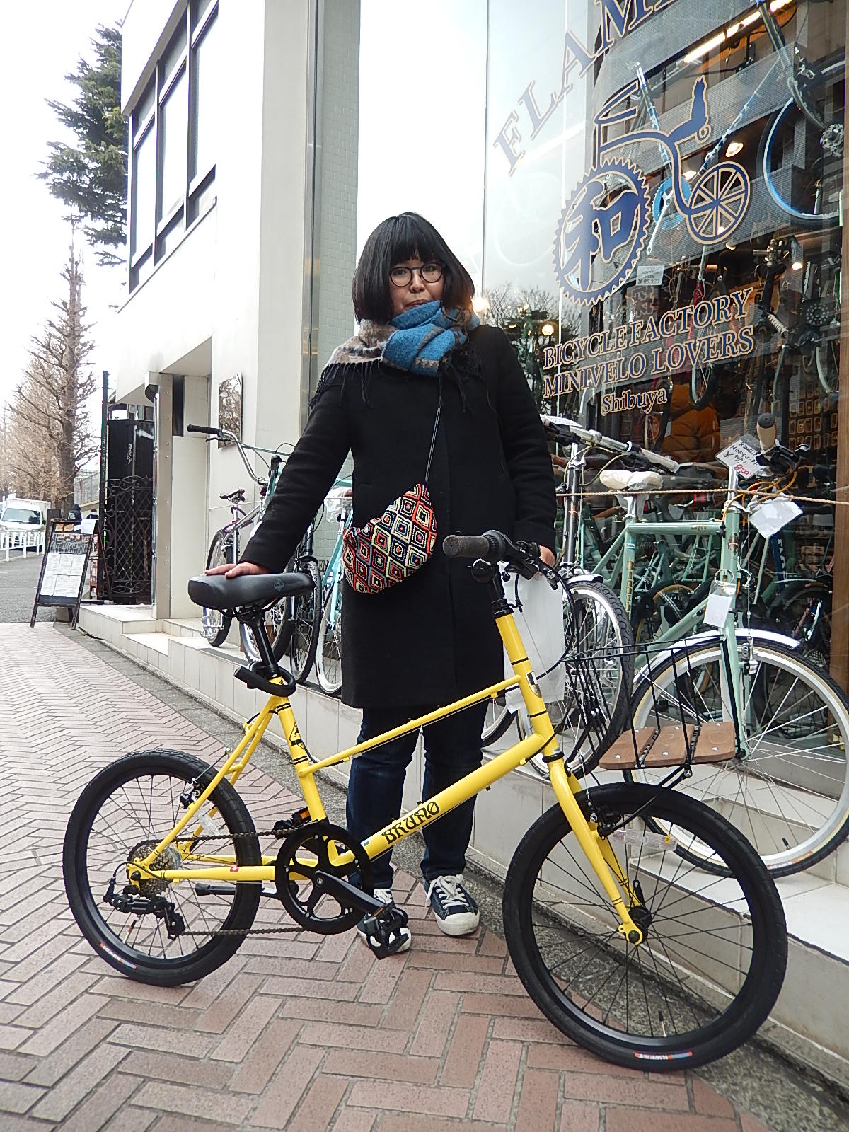 2月10日　渋谷　原宿　の自転車屋　FLAME bike前です_e0188759_17231766.jpg