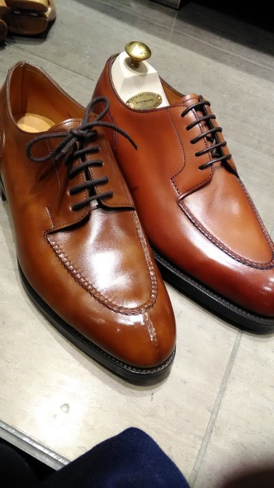 Uチップ頂上決戦「JohnLobb CHAMBORD」 VS 「EdwardGreen DOVER」_e0197577_09370551.jpg