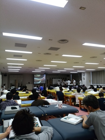 運動器系体表解剖セミナー(Bコース2回目)に参加_c0357589_19402044.jpg