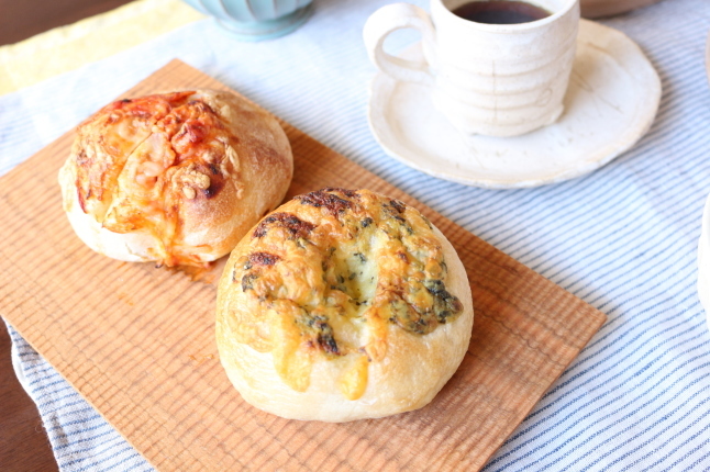 休日Breakfast ～巣ごもりたまご乗っけトースト_f0354014_21323961.jpg