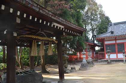 風の神　龍田古道から九度神社_c0229483_0454673.jpg