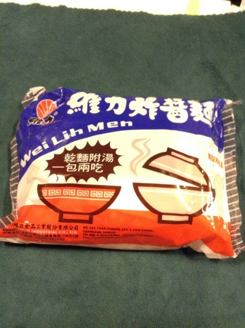 維力炸醬麵～つかの間の台湾気分インスタントジャージャー麵これはハマる。_a0334793_04033727.jpg