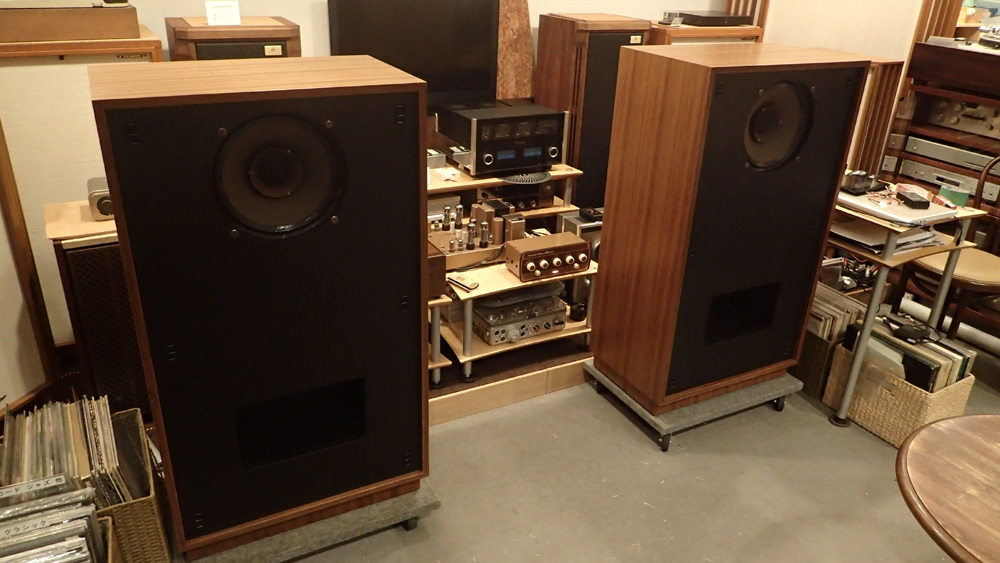 GOODMAN AXIOM301 & LEAK POINT ONE/STEREO50 & GARRARD301_b0262449_19573933.jpg