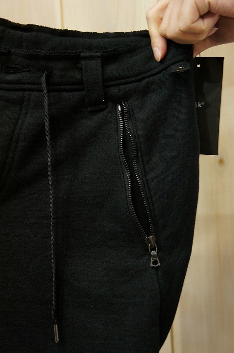 肌触りのよいスウェット！【wjk】【ダヴル・ジェイ・ケイ】5852 hj02f ONI-urake pants [99/black]☆そして、シューベルト。_b0108653_22150521.jpg