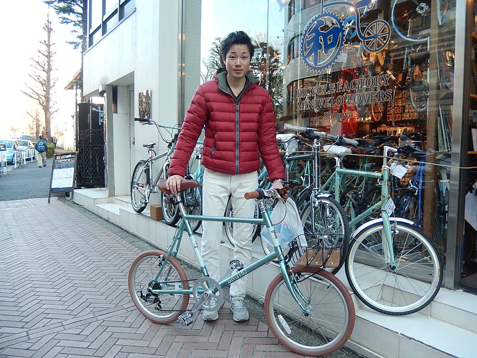 2月12日　渋谷　原宿　の自転車屋　FLAME bike前です_e0188759_171158.jpg
