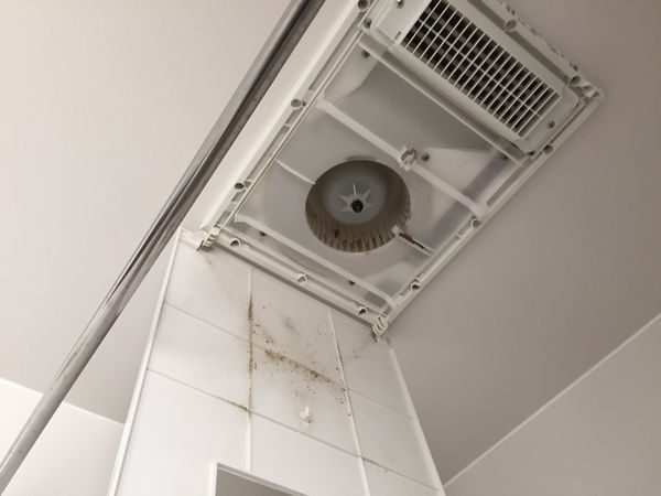 浴室暖房乾燥機のお手入れ エヌテック スタッフブログ 浴室暖房乾燥機のお手入れ エヌテック スタッフブログ