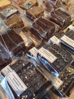 【彼女の鞄 彼女の時間 ー革バッグ 布バッグ かごバッグー】出店者のご紹介 焼き菓子tentさん。_e0060555_00423276.jpeg