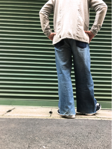 Put on the “Wide Big Tuck Denim Pants”!!! ①_d0227059_16064355.jpg