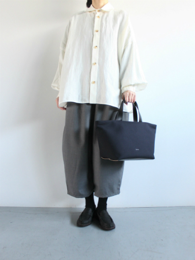 Aeta × moon star トートバッグ : 『Bumpkins putting on airs』 Aeta × moon star トートバッグ : 『Bumpkins putting on airs』