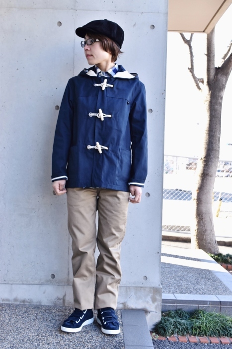 稀少なGloverall (MADE in England) ・・・ SHORT DUFFLE JACKET (NAVY CANVAS)!★!_d0152280_23351311.jpg