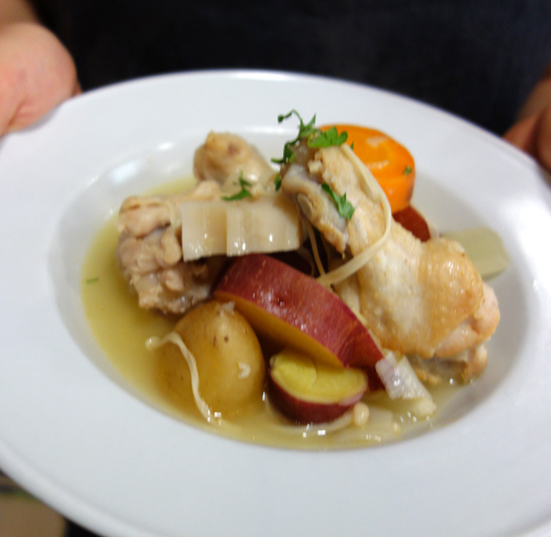 今週〜2/19のランチ:フランスのおばあちゃんの味、【鶏と根野菜のグランメール】&【スペアリブのプラム煮チョコレートソース】_a0017350_07332086.jpg