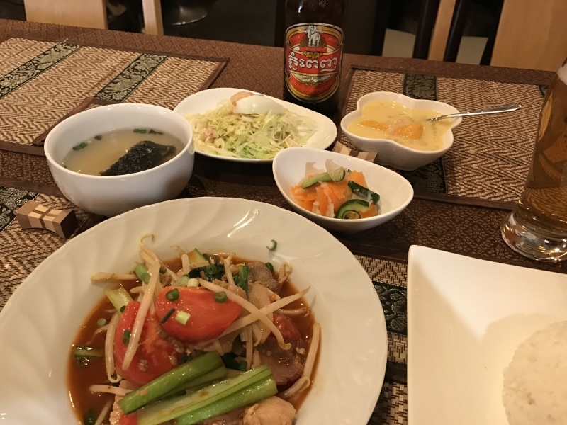 カンボジア料理店「バイヨン」さんでランチ_d0177560_15082943.jpg