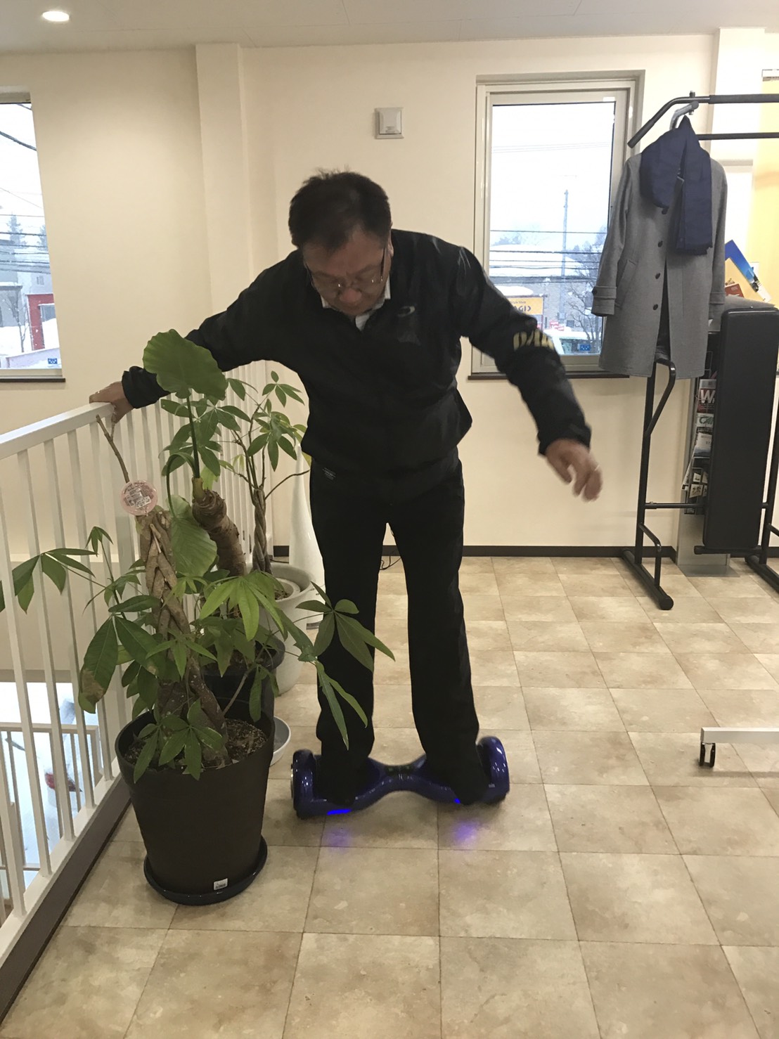 2月17日(金) 金曜日のオールスターブログ★ ランクル・アルファード多数取り扱い♫TOMMY_b0127002_1711048.jpg