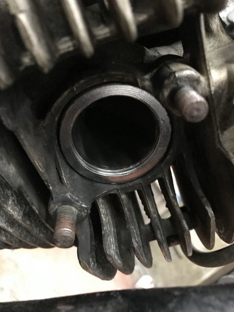 SR400 修理 エンジン載せ替え モクモクする!_a0164918_19194663.jpg
