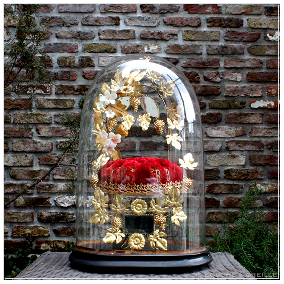 globe de mariée グローブ・ド・マリエ アンティークのガラスドーム_d0184921_13574474.jpg