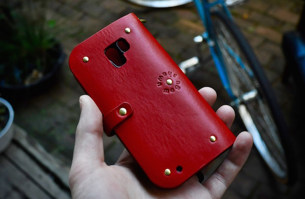 smart phone leather case_b0172633_20333838.jpg