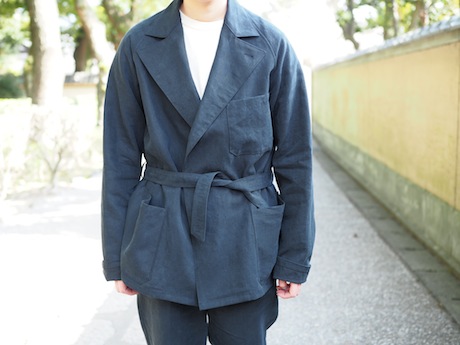 AURALEE WASHED LINEN BELTED JACKET : Chalt AURALEE WASHED LINEN BELTED JACKET : Chalt