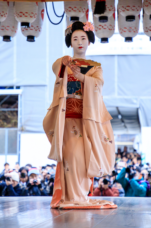 節分祭・奉納舞踊（先斗町・市彩さん、あや葉さん）_f0155048_195141100.jpg