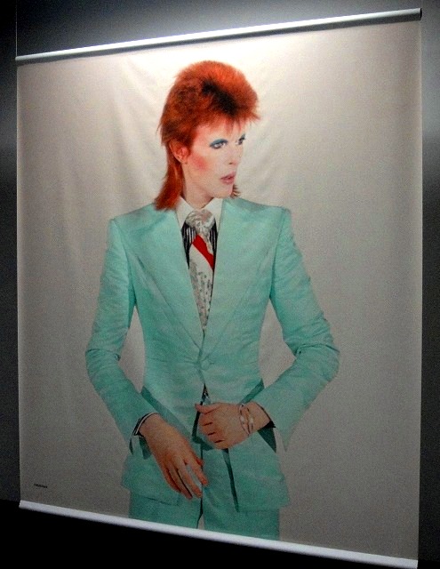 <2016年2月5日>デビッド・ボウイ回顧展・【DAVID BOWIE is】鑑賞・・・彼の心境によせて_c0119160_4534326.jpg