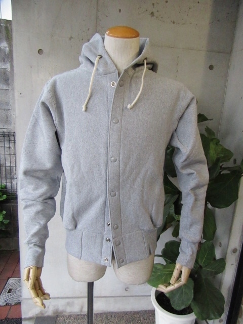 Champion (MADE IN USA) ･･･ 「赤タグ」PULL PARKA！★！_d0152280_19163101.jpg