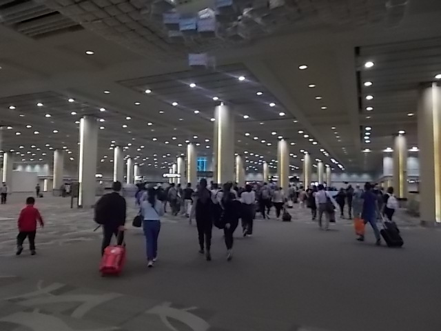 e0245601_08413881.jpg