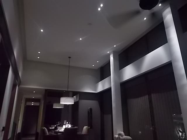 e0245601_09402421.jpg