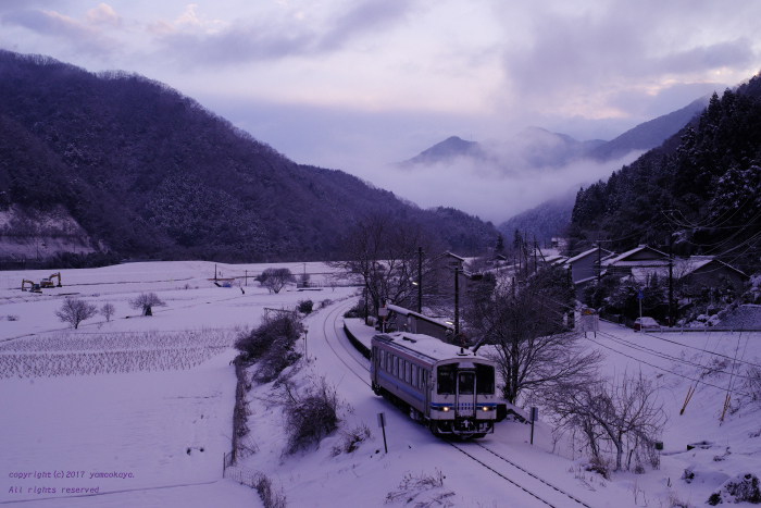 雪が止んだ後に_d0309612_21594540.jpg