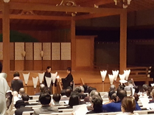 言葉が聴き取れなくても能はすばらしい 「八島」&「謡講についてのおはなし」@国立能楽堂_e0016828_11045786.jpg