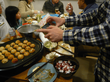 たこ焼きパーティー_c0365341_19195554.gif