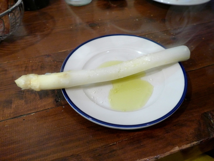目黒「メッシタ」へ行く。_f0232060_1665538.jpg