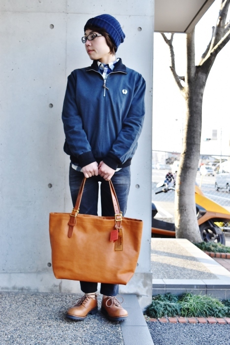 SLOW ・・・ FUNNY BAG 1番の人気者★ 1番の人気色(CAMEL)★ 永遠のMasterpiece★_d0152280_15560227.jpg