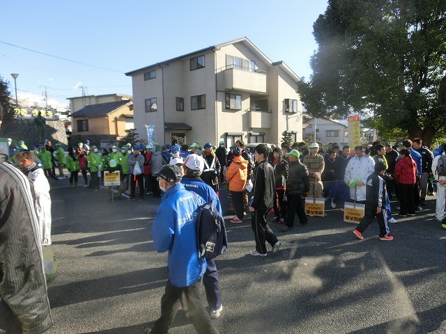 風もなく、晴天の下、地域をあげて開催された「第37回 今泉地区駅伝大会」_f0141310_07471700.jpg