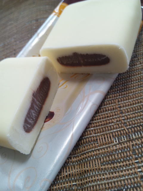 セブンプレミアム ホワイトチョコレートバー_f0076001_2382946.jpg