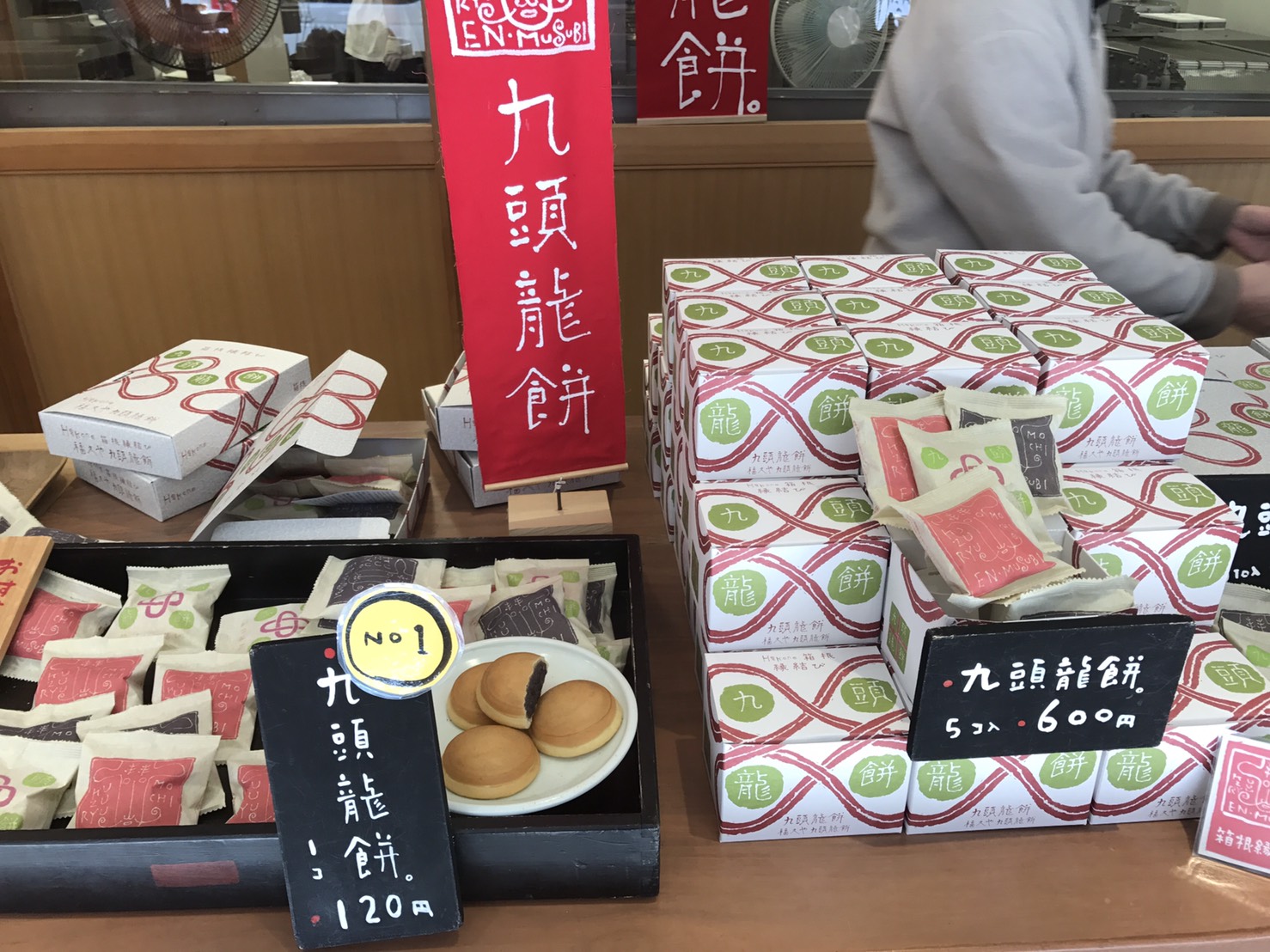 2月21日(火) 火曜日の本店みんなブログヽ( ‘ω’ )ノ 横浜にてランクル200ディーゼルご対面♫_b0127002_1793070.jpg