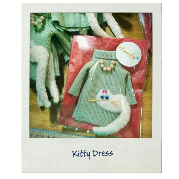 Kitty Dress._a0186966_22574954.jpg