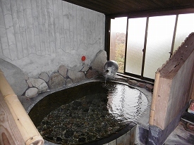 はげの湯温泉 旅館山翆の家族湯　熊本の温泉_d0086228_11280793.jpg