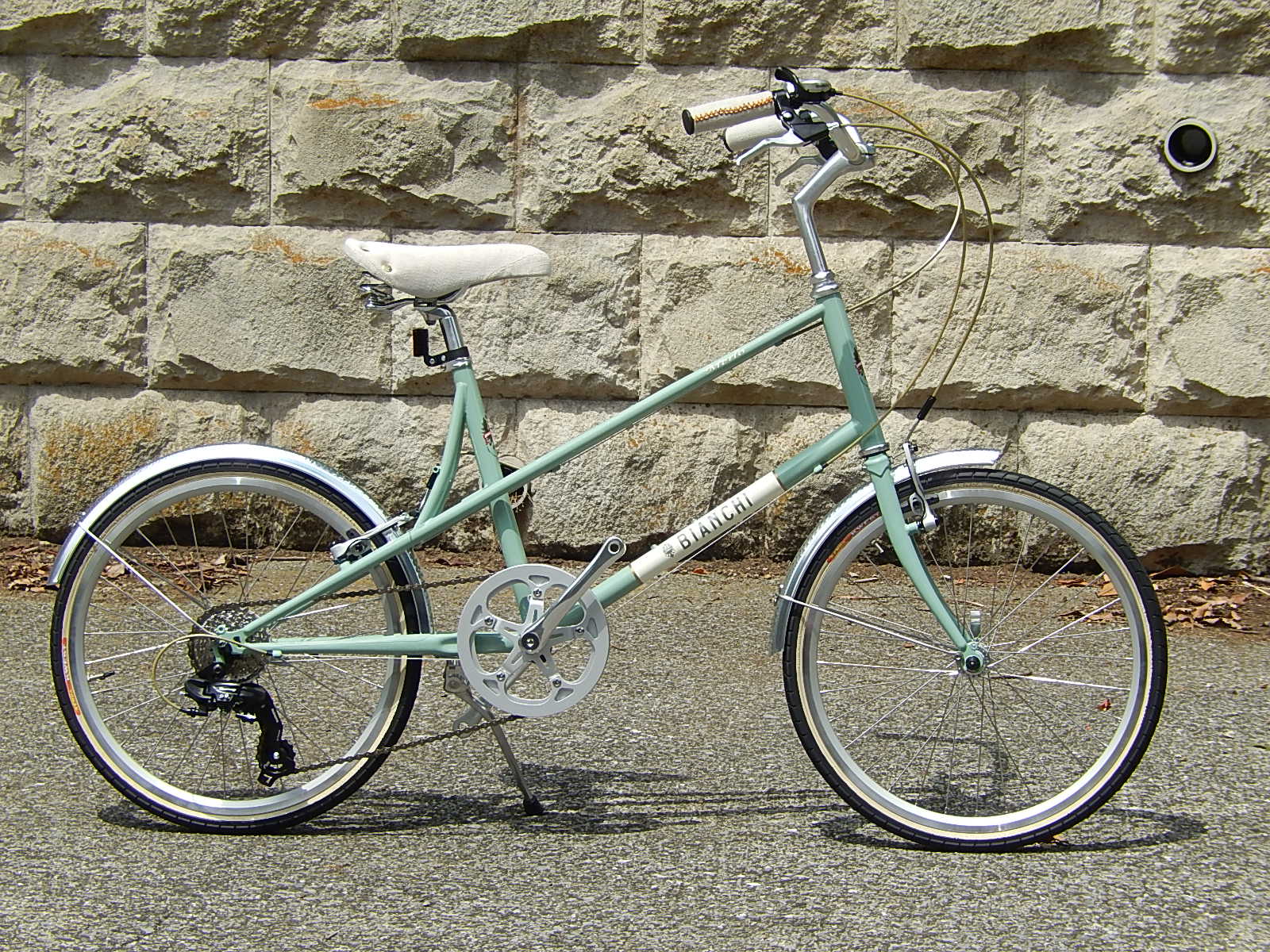 2017年モデル Bianchi 揃ってます!_e0188759_17172914.jpg