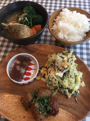 Tottoriカルマ ひよこのお鍋_e0115904_06321745.jpg