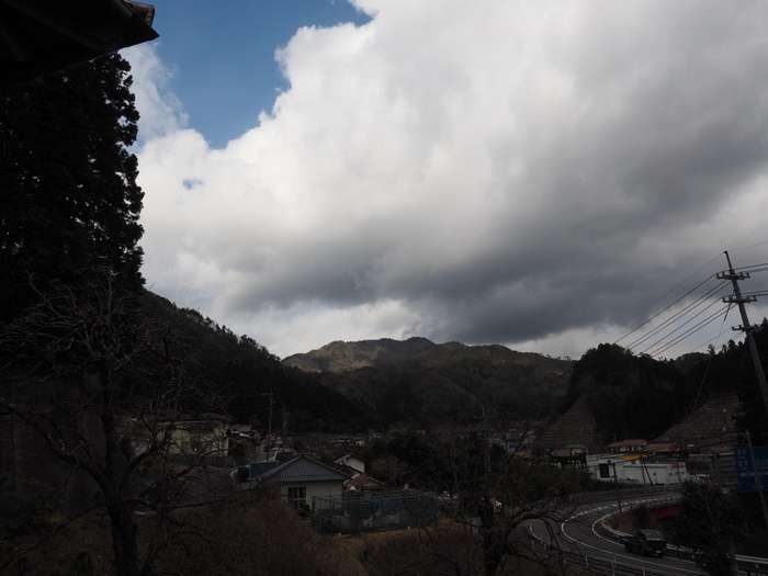 晴れたり曇ったり小雨＆雪_c0116915_23114831.jpg