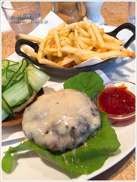 Billsの和牛チーズバーガー みなとみらい うひひなまいにち Billsの和牛チーズバーガー みなとみらい うひひなまいにち