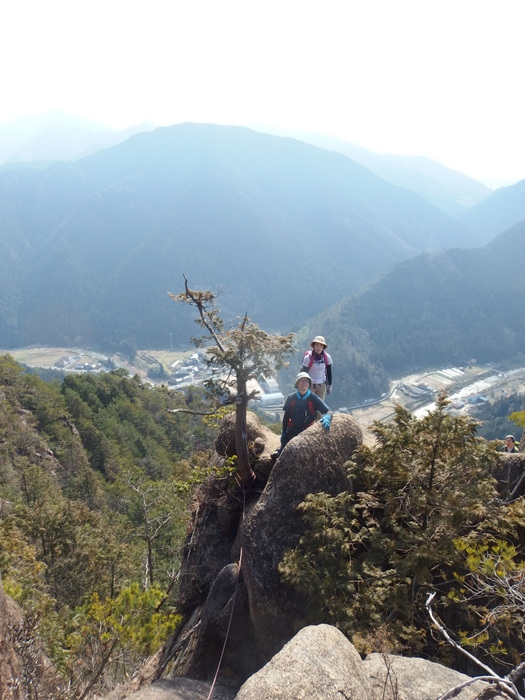 岩淵山～感応山縦走_c0116915_23195547.jpg