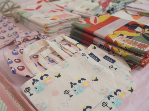 第8回楽しい、ひなこけし展:津軽こけし館(黒石市)_b0147224_1753948.jpg