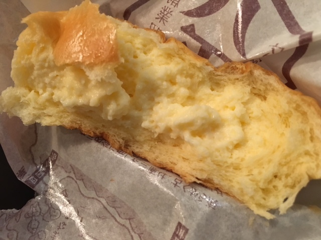 八天堂クリームパン_a0359239_16170614.jpg