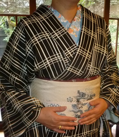 新年会最終・ぼよさん・格子の小紋に龍の帯。_f0181251_1322340.jpg
