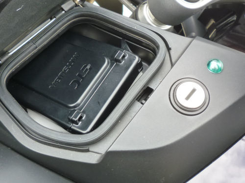 認定中古車/2台のご紹介_e0254365_18303074.jpg