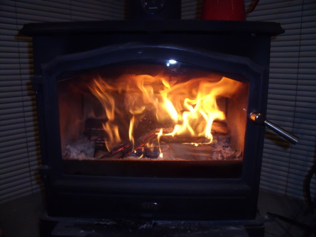 寒い時の薪ストーブの着火法_b0186205_1502024.jpg