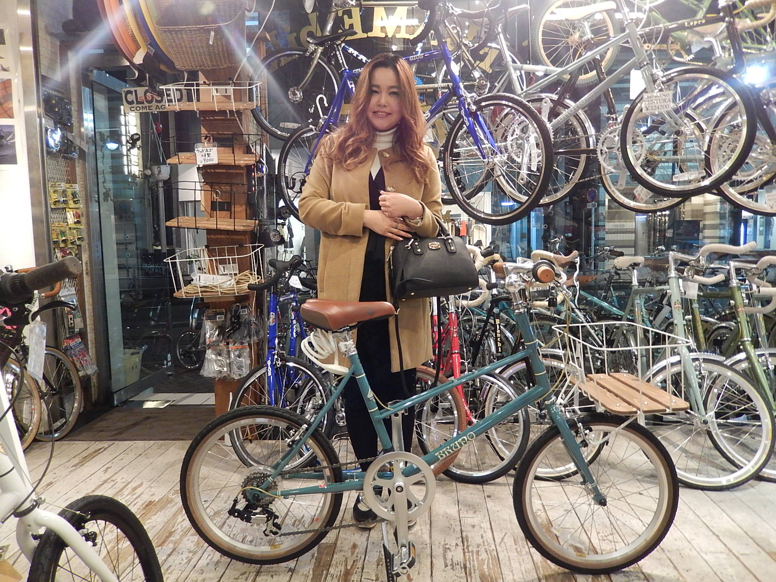 2月26日 渋谷 原宿 の自転車屋 FLAME bike前です_e0188759_20317.jpg