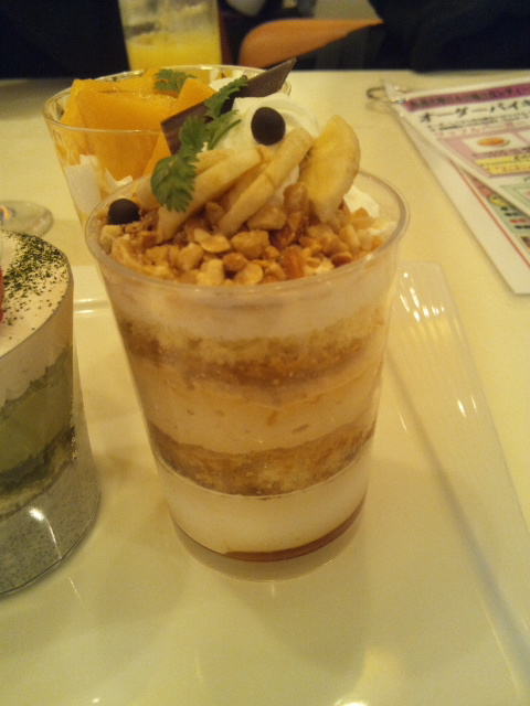 フォーシーズンズカフェ_f0076001_23402242.jpg