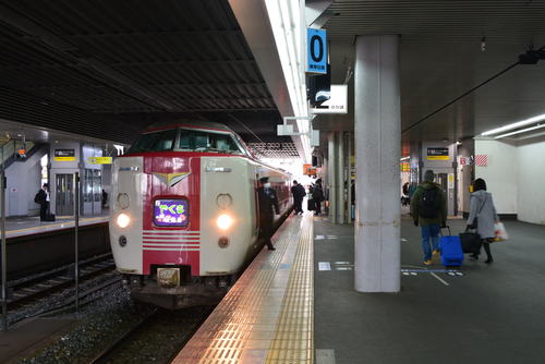 山陽本線 岡山駅 ２番のりば 鉄旅 各駅停車