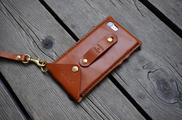 iPhone leather case custom_b0172633_21115774.jpg